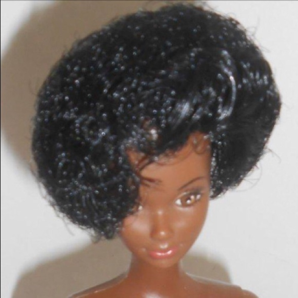 Meet your Posher, Mika